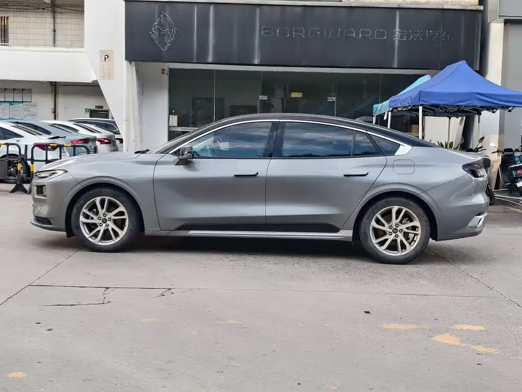 Ford Mondeo 2023 из CN, фото 4