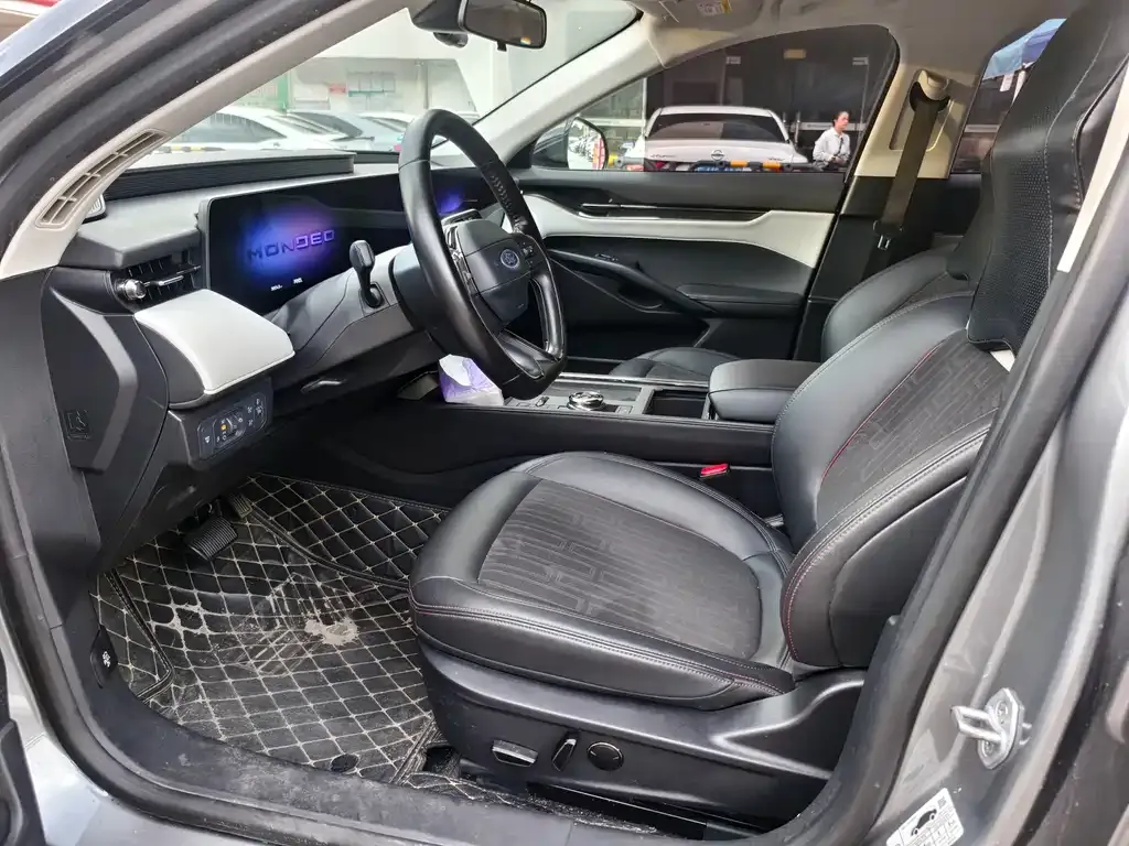 Ford Mondeo 2023 из CN, фото 8