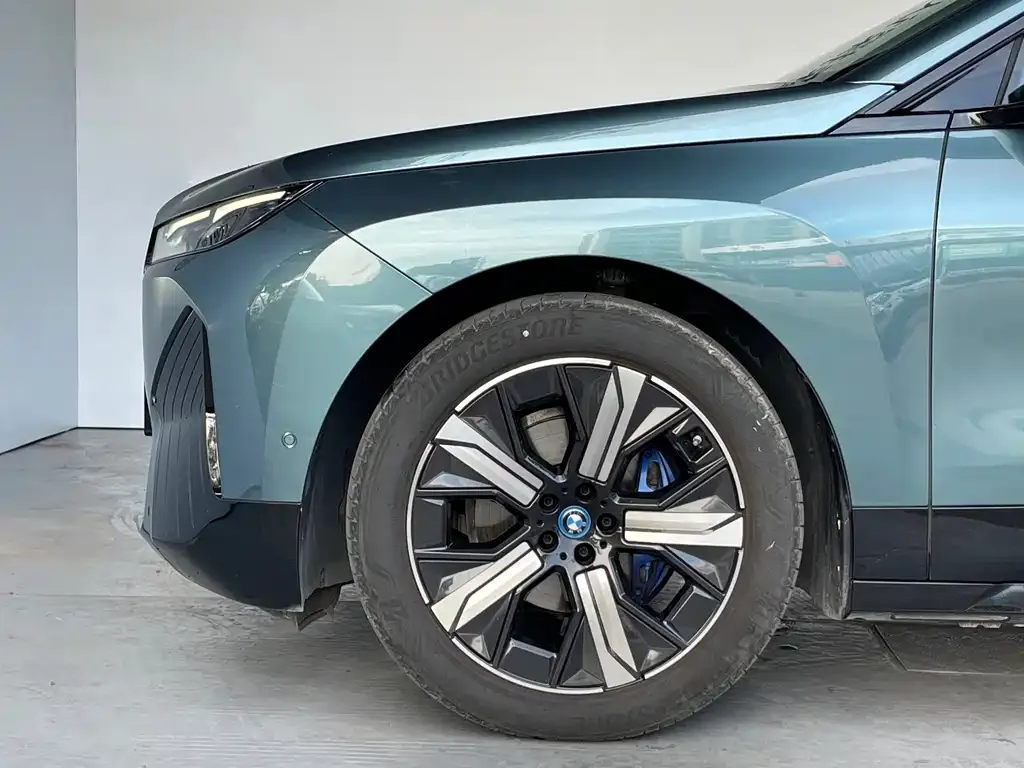 BMW iX 2023 из CN, фото 6
