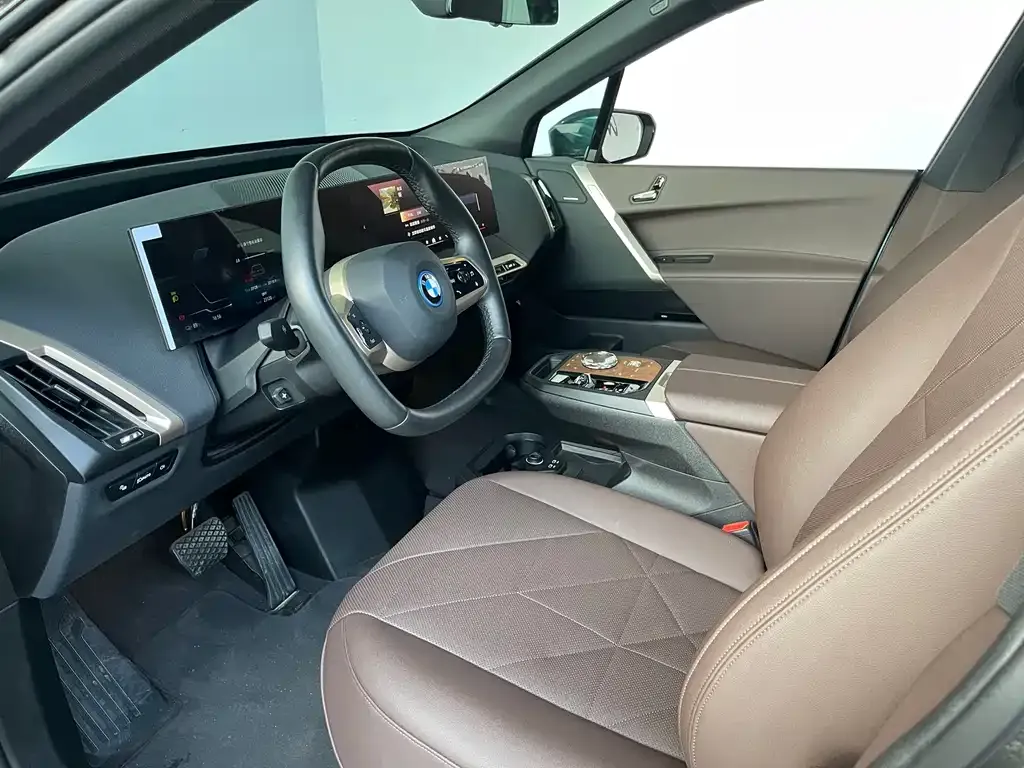 BMW iX 2023 из CN, фото 7