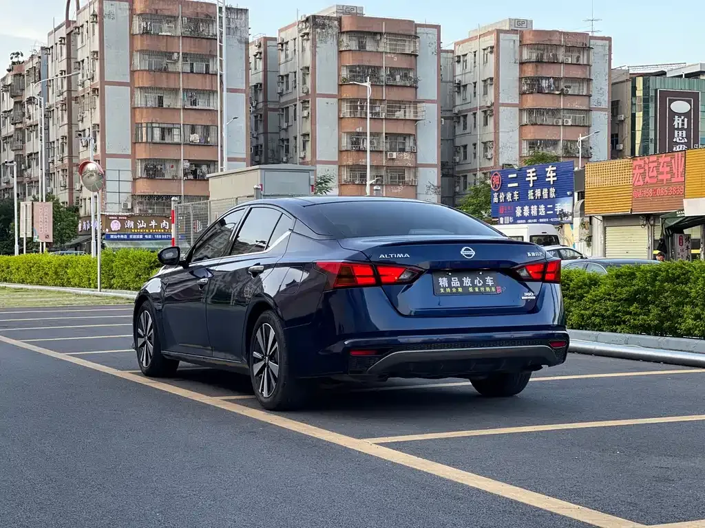 Nissan Teana — фото 4