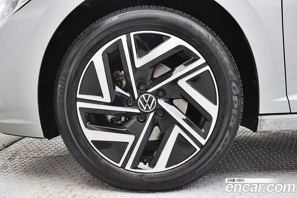 Volkswagen Jetta 2024 из KR, фото 5