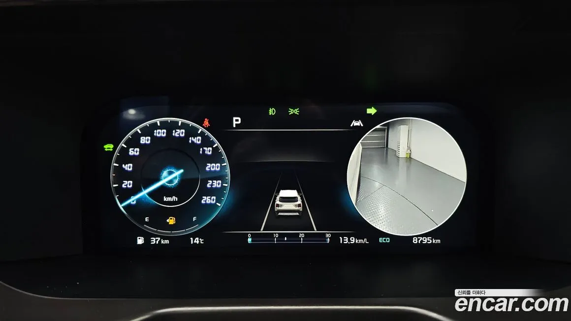Kia Sorento — фото 8