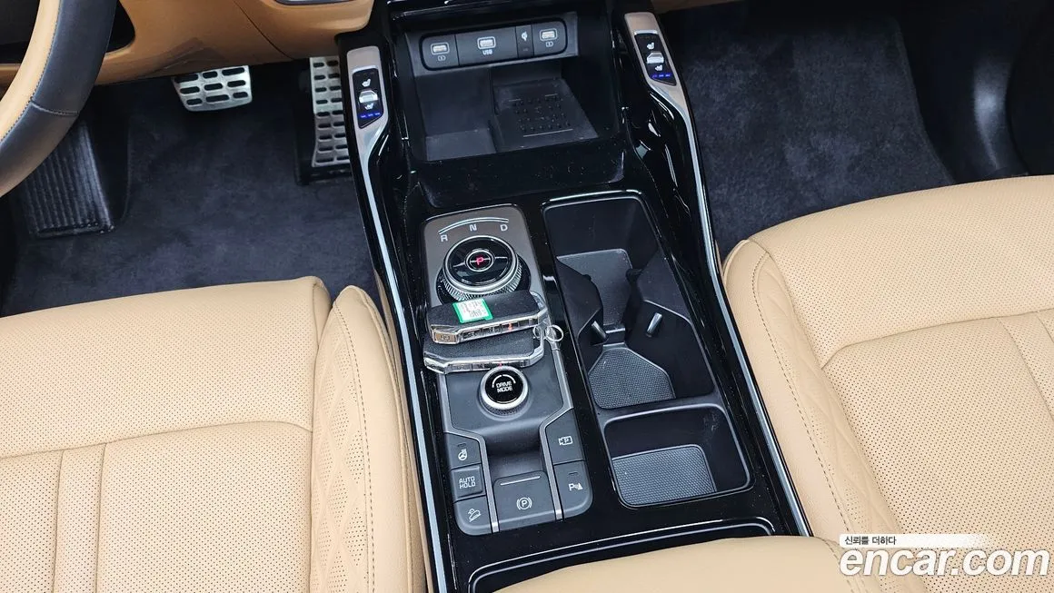Kia Sorento — фото 9