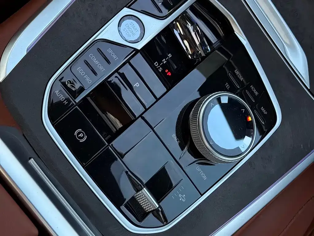 BMW X7 2024 из CN, фото 10