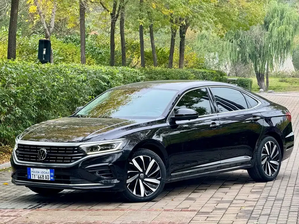 Volkswagen Passat 2021 из CN, фото 1