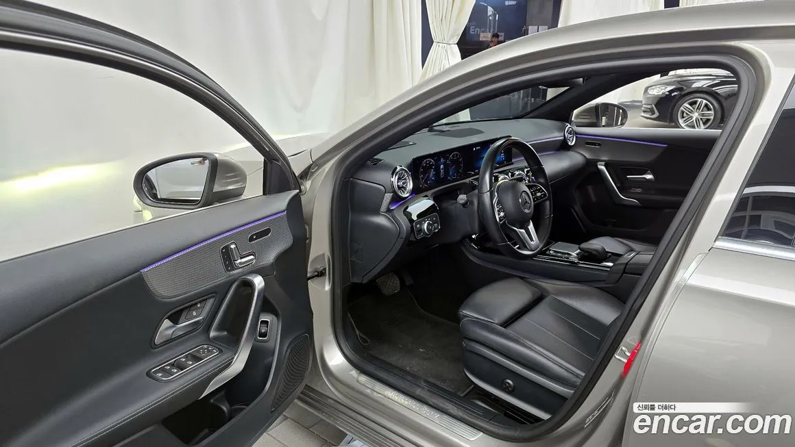 Mercedes-Benz A-Class — фото 10