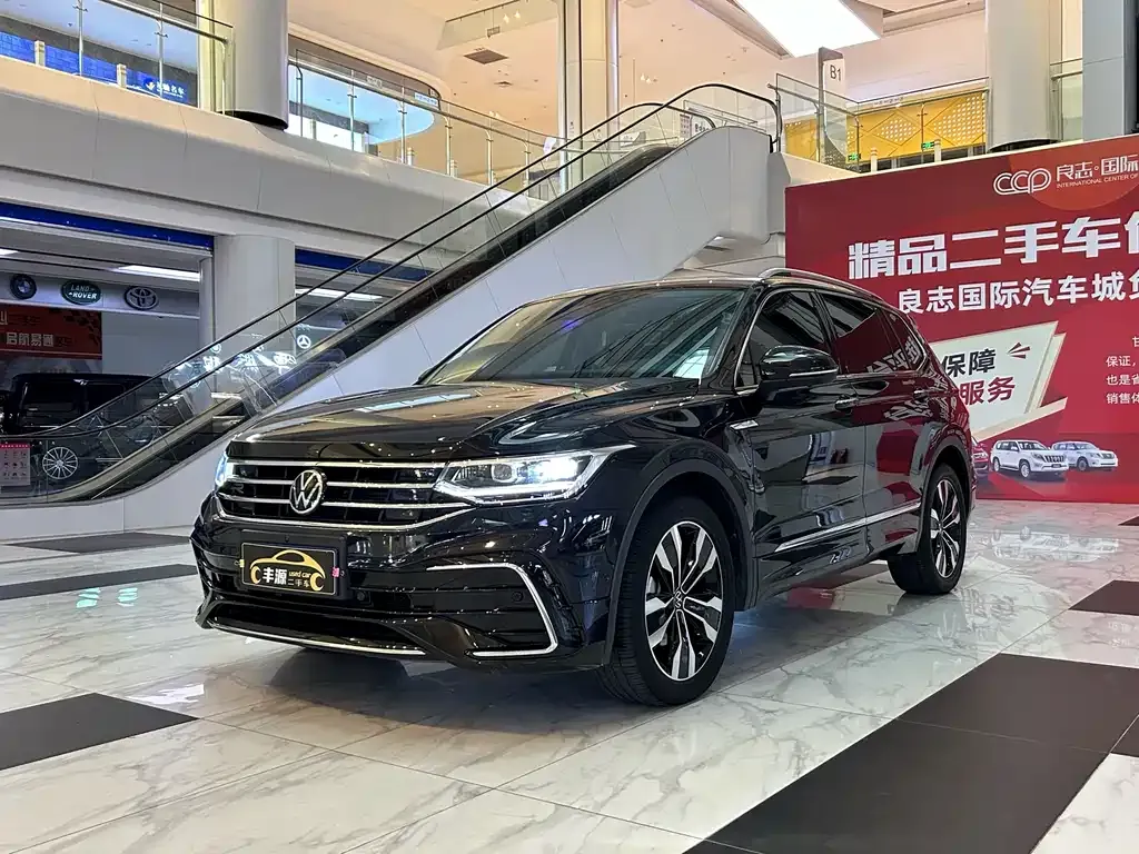 Volkswagen Tiguan L 2022 из CN, фото 1