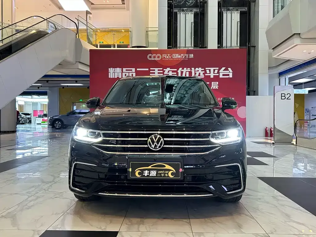 Volkswagen Tiguan L 2022 из CN, фото 2