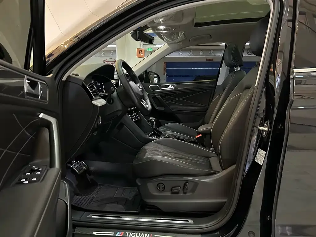 Volkswagen Tiguan L 2022 из CN, фото 5