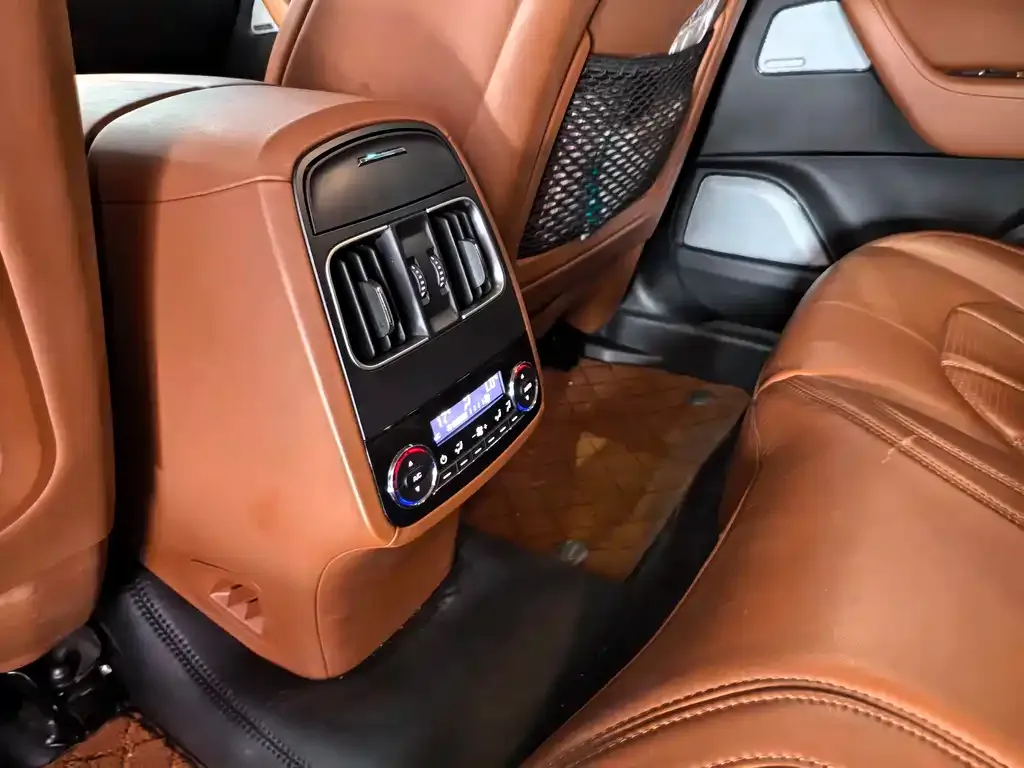 Maserati Levante 2021 из CN, фото 8