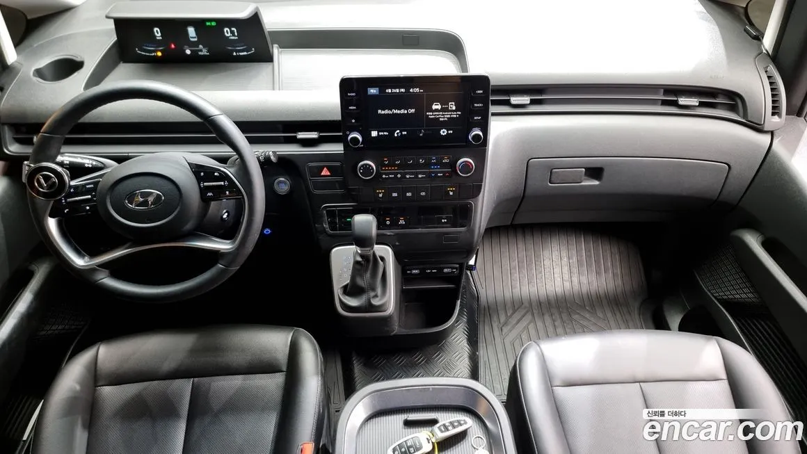 Hyundai Staria 2023 из KR, фото 7