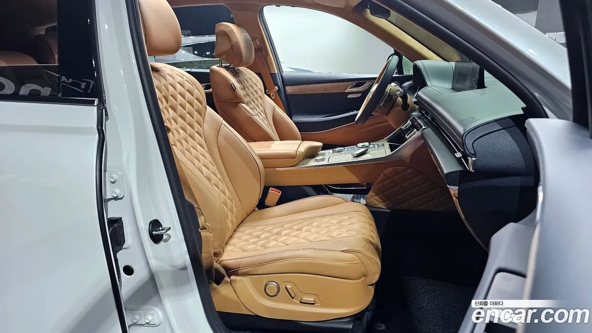 Genesis GV80 — фото 10