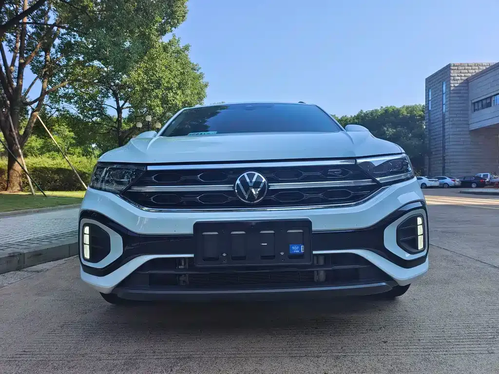 Volkswagen T-Roc 2024 из CN, фото 2