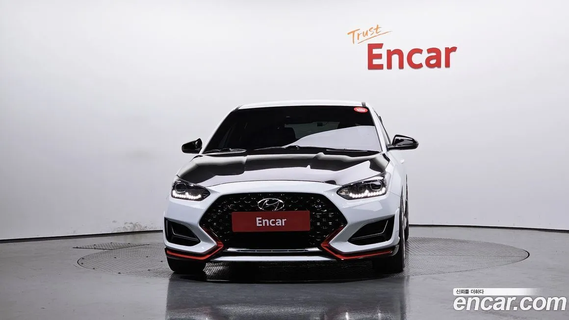 Hyundai Veloster — фото 3