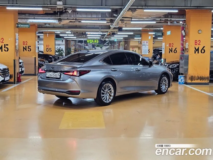 Lexus ES 2025 из KR, фото 2