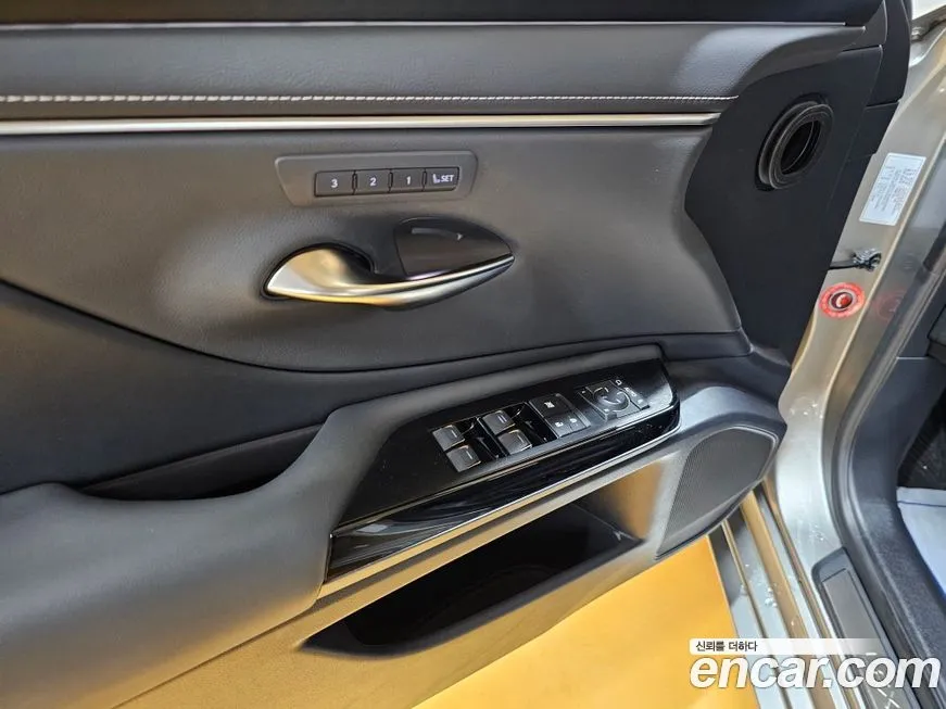 Lexus ES 2025 из KR, фото 5