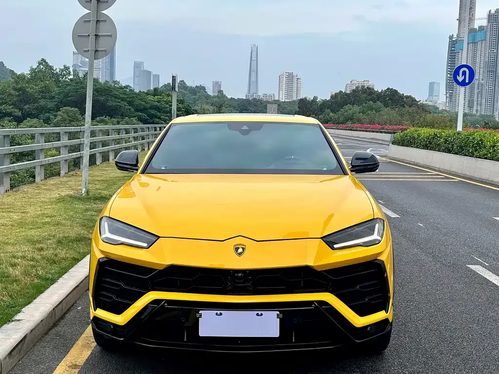 Lamborghini Urus 2021 из CN, фото 2