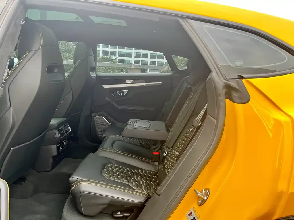 Lamborghini Urus 2021 из CN, фото 8