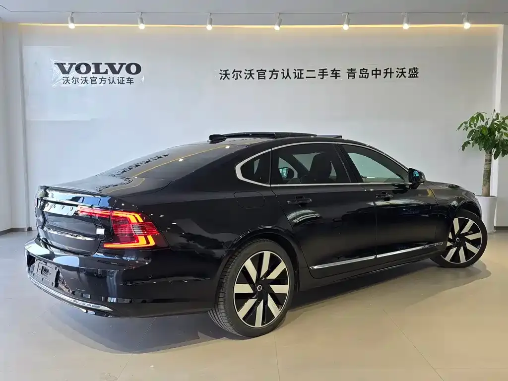 Volvo S90 PHEV — фото 3