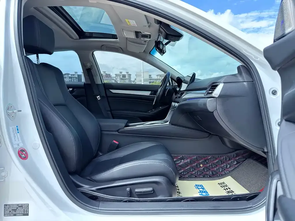 Honda Accord 2022 из CN, фото 10