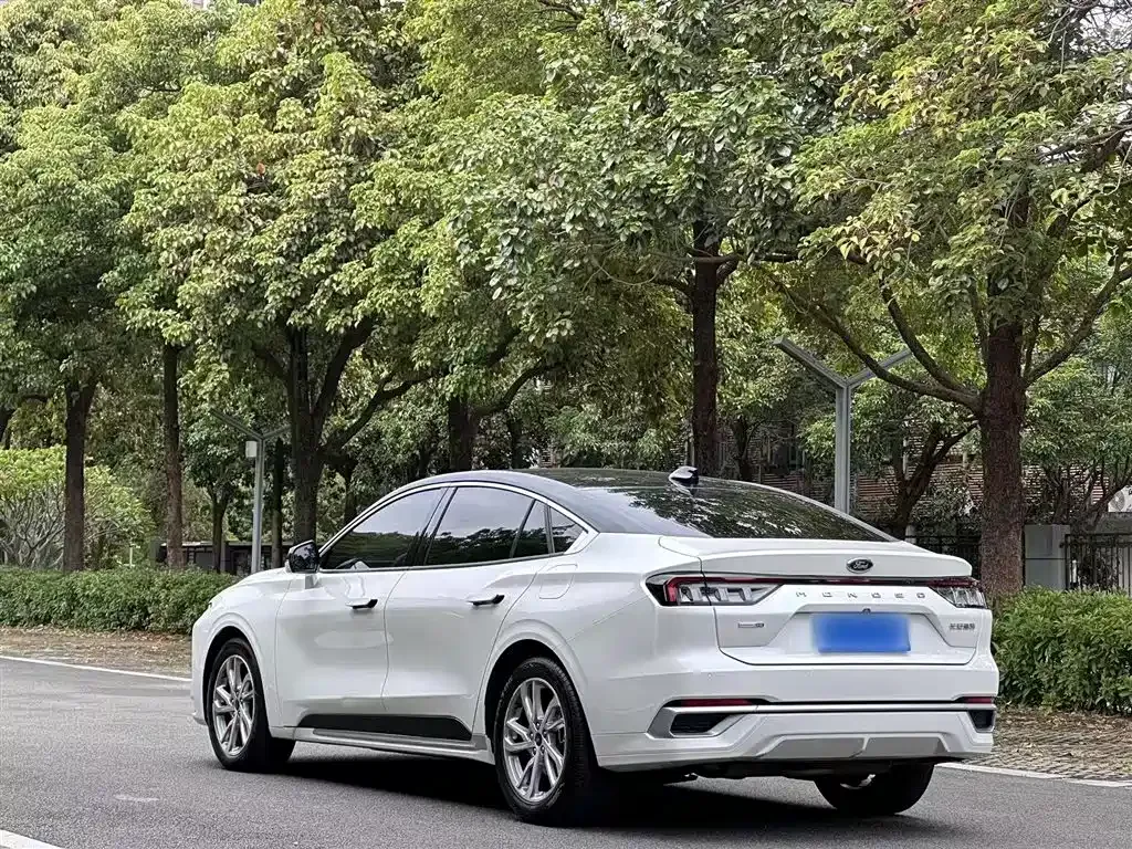 Ford Mondeo 2022 из CN, фото 5