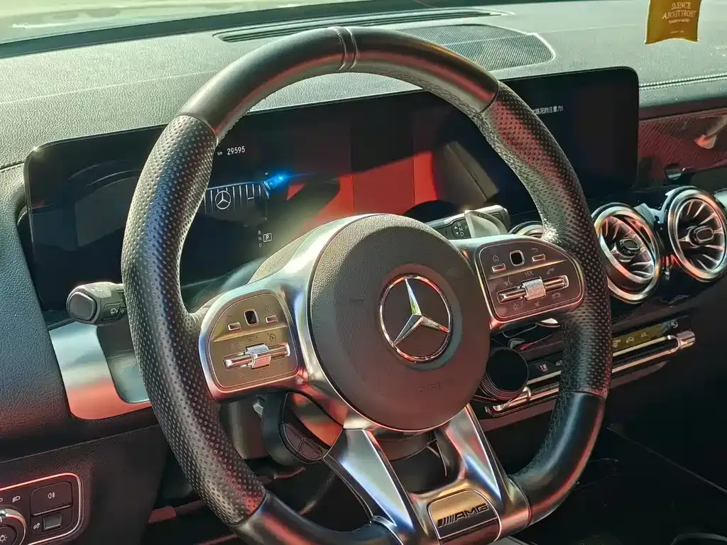 Mercedes-Benz GLB AMG 2022 из CN, фото 3
