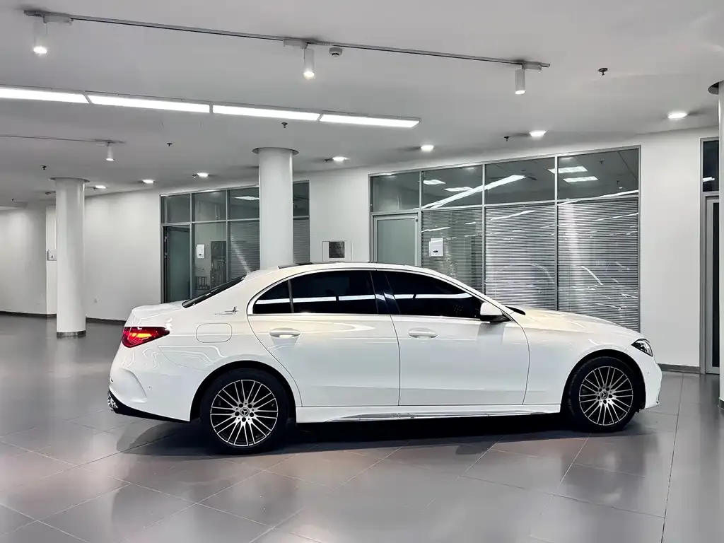 Mercedes-Benz C-Class 2023 из CN, фото 9