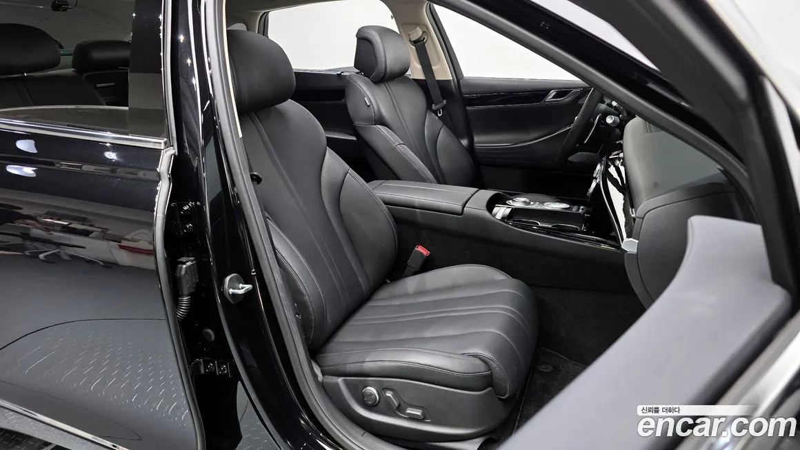 Genesis G80 — фото 10