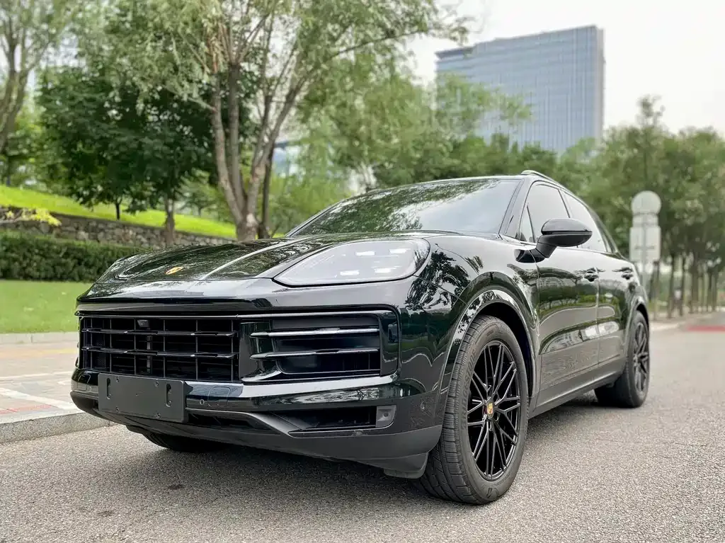 Porsche Cayenne Hybrid 2024 из CN, фото 1