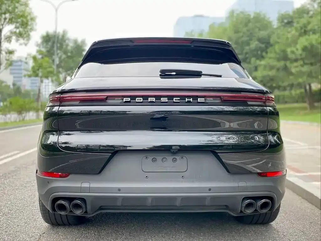 Porsche Cayenne Hybrid 2024 из CN, фото 4