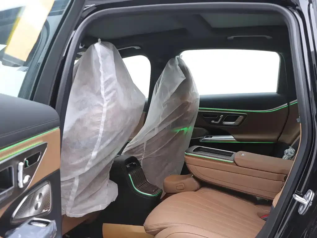 Mercedes-Benz E-Class 2025 из CN, фото 7