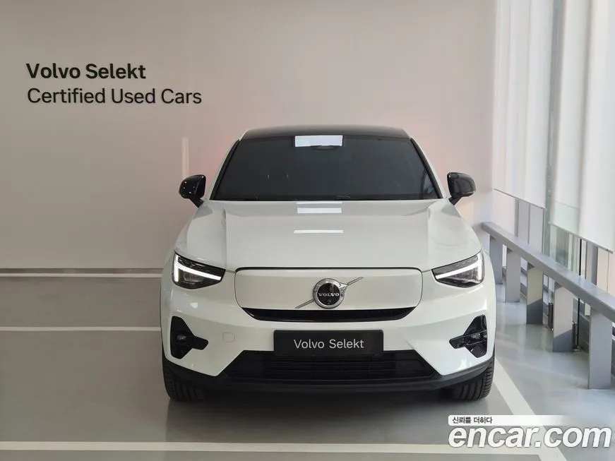 Volvo C40 2024 из KR, фото 3