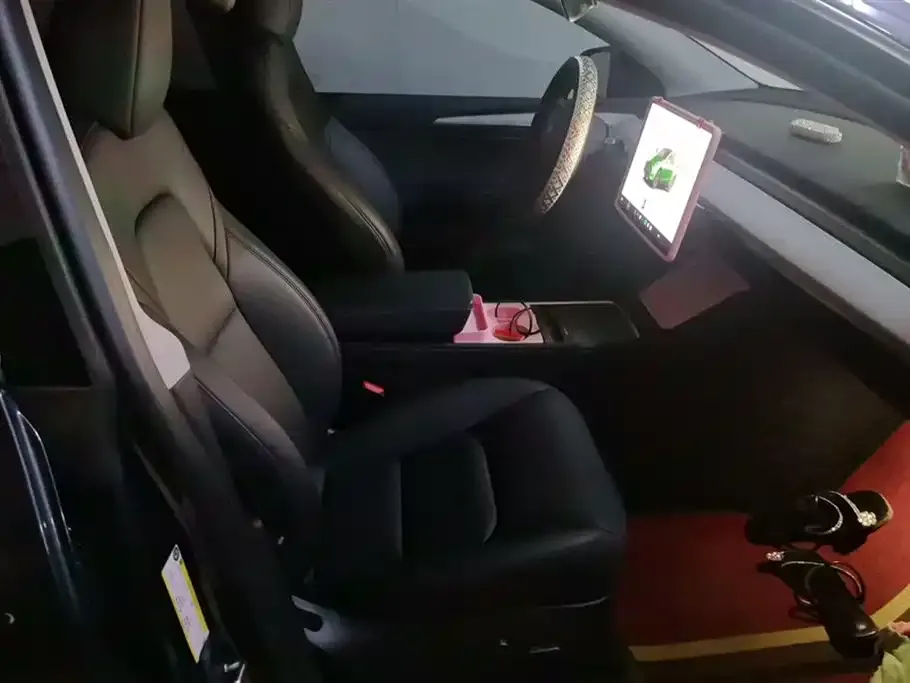 Tesla Model Y 2024 из CN, фото 8