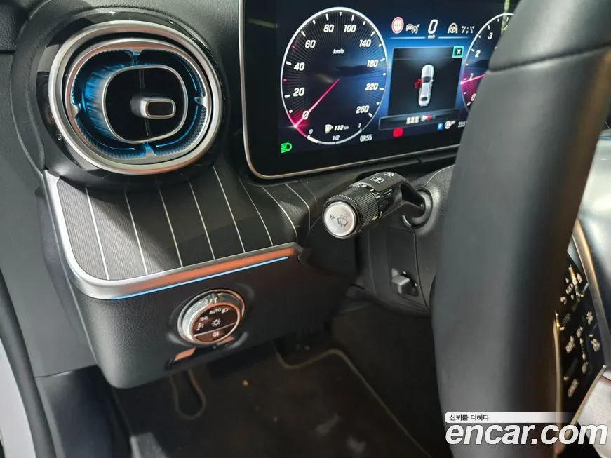 Mercedes-Benz C-Class 2023 из KR, фото 10