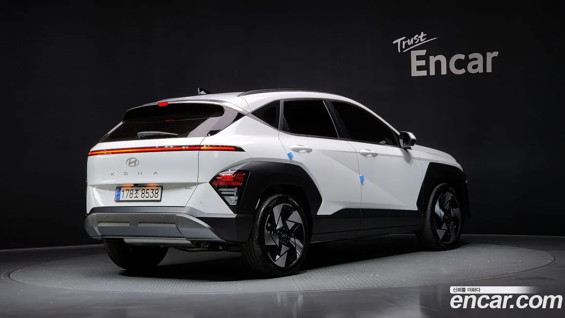 Hyundai Kona — фото 2