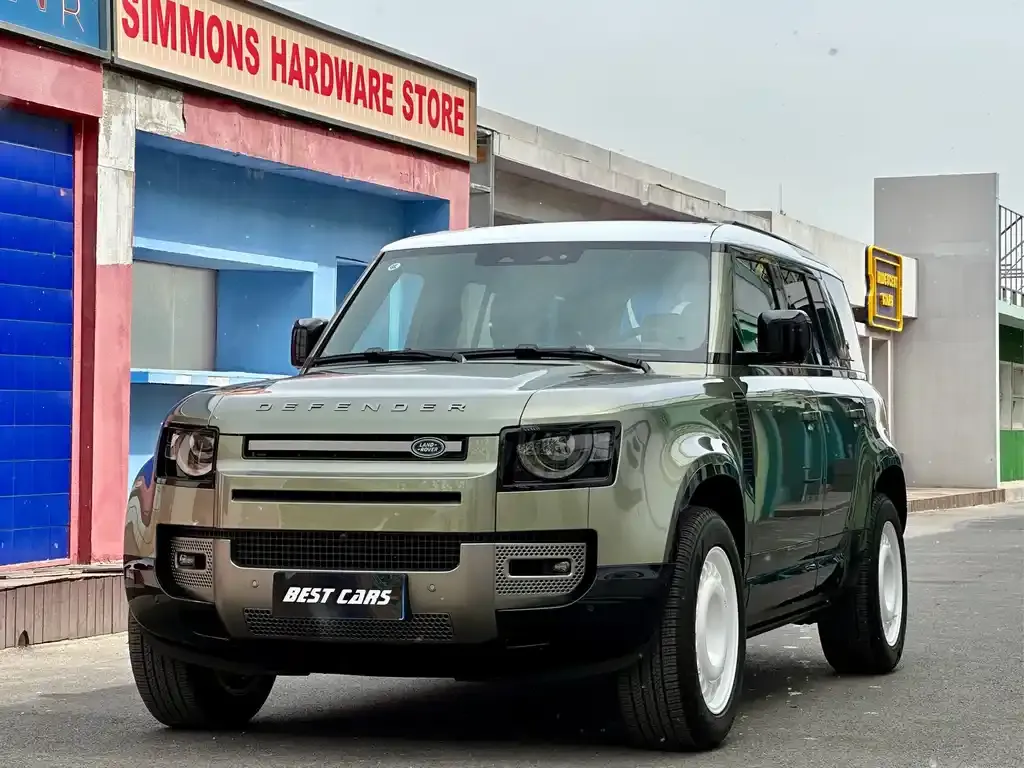 Land Rover Defender — фото 1