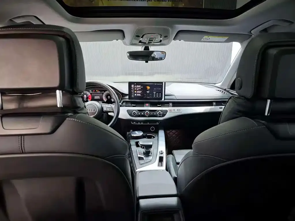 Audi A4L 2021 из CN, фото 6