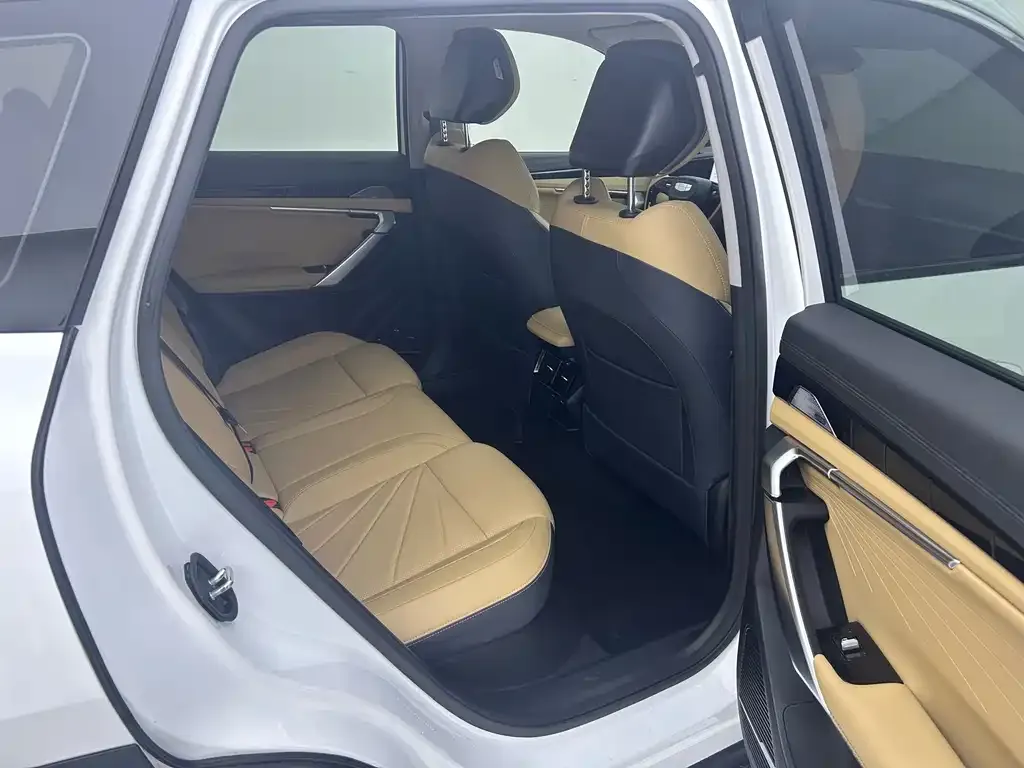 Geely Boyue L 2024 из CN, фото 9