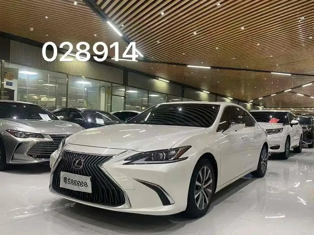 Lexus ES 2021 из CN, фото 1