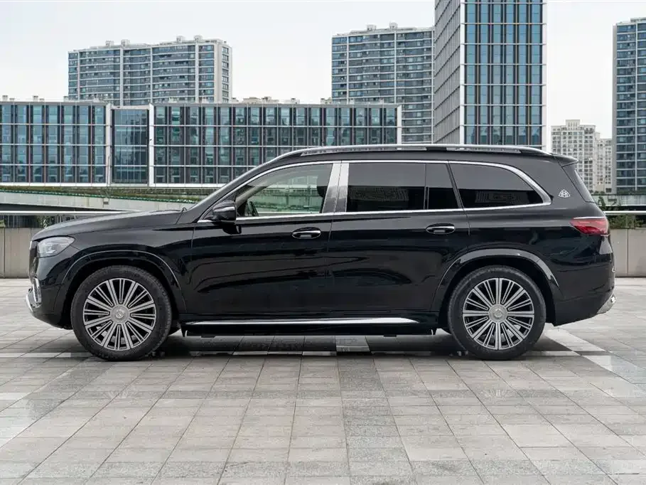 Mercedes-Benz GLS — фото 6