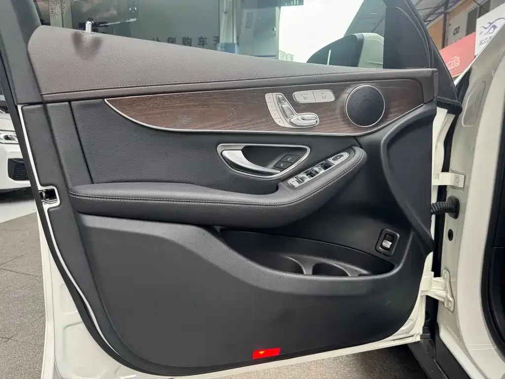 Mercedes-Benz GLC 2022 из CN, фото 6