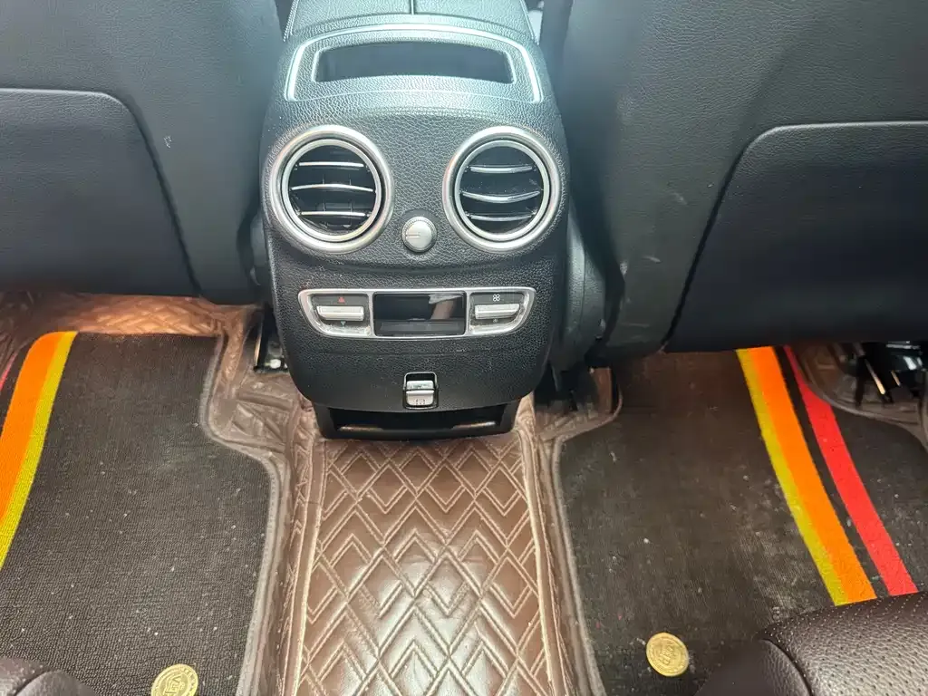 Mercedes-Benz GLC 2022 из CN, фото 9