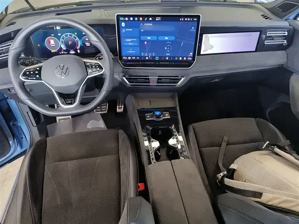 Volkswagen Tiguan L 2024 из CN, фото 10