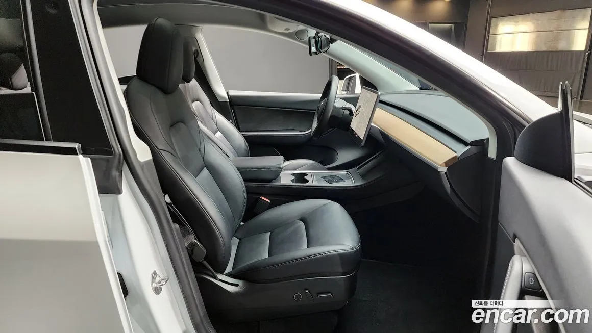 Tesla Model Y 2021 из KR, фото 10