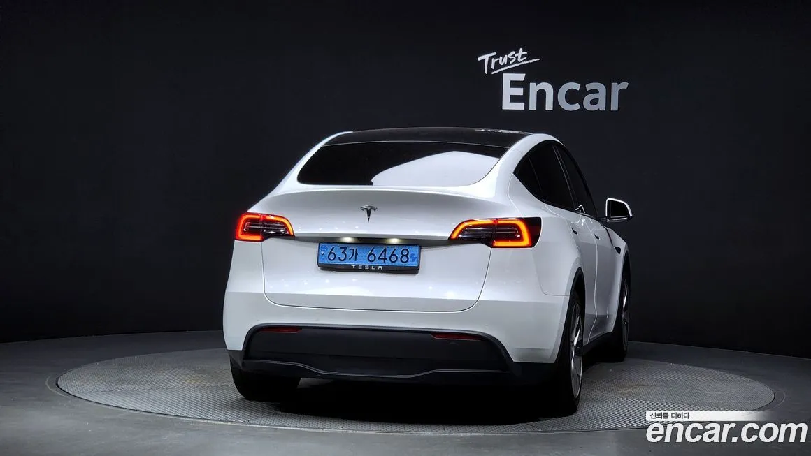 Tesla Model Y 2021 из KR, фото 4