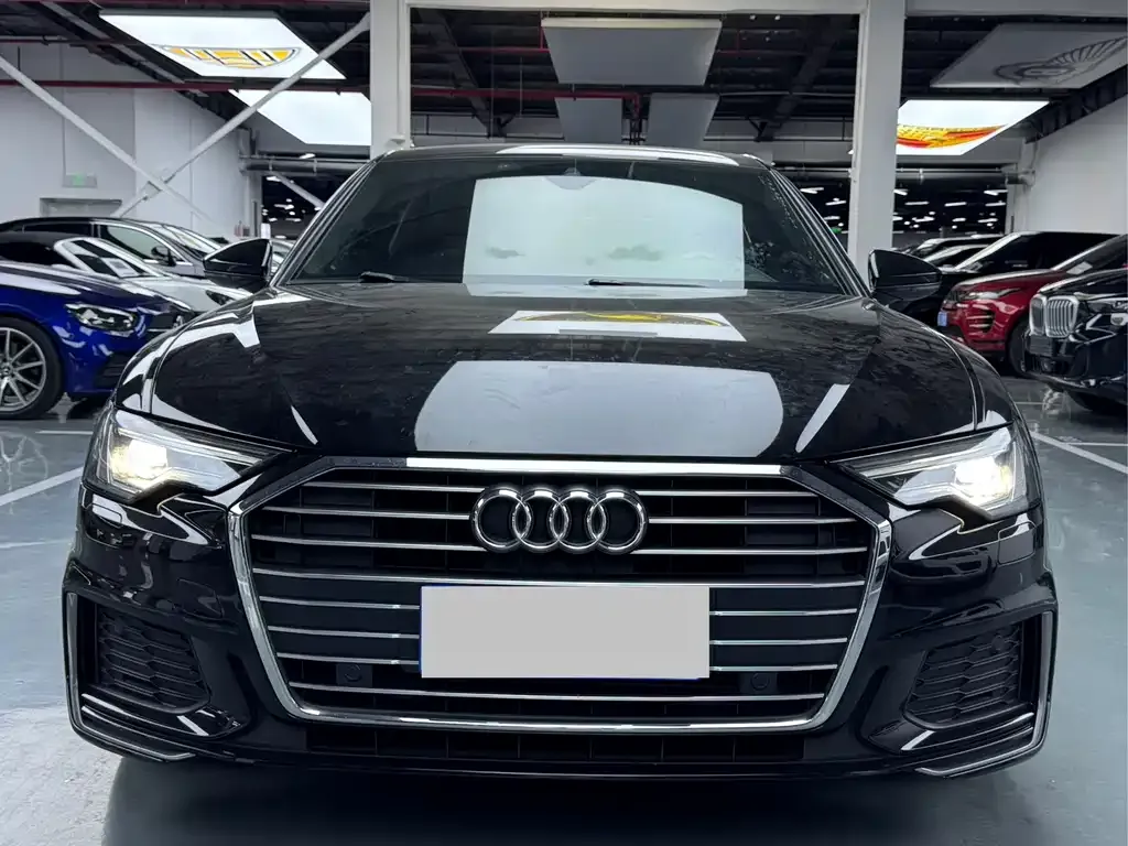 Audi A6L — фото 2
