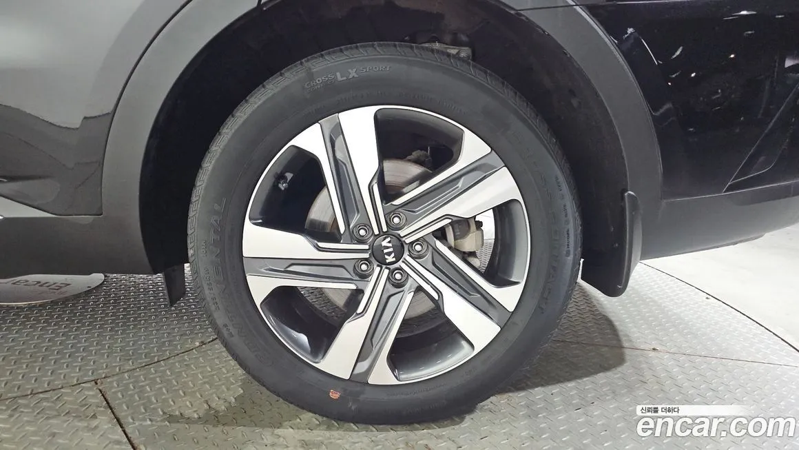 Kia Sorento — фото 5