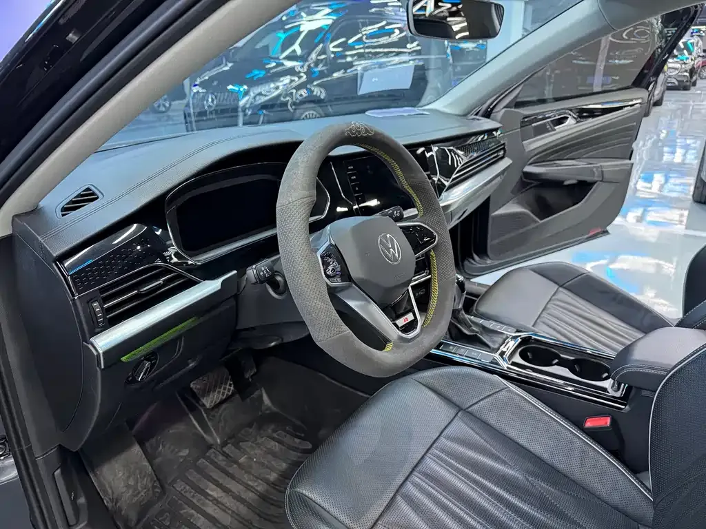 Volkswagen Passat 2022 из CN, фото 6