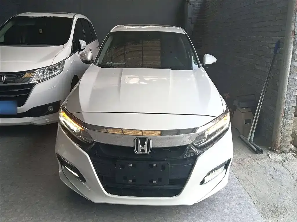 Honda Accord — фото 3